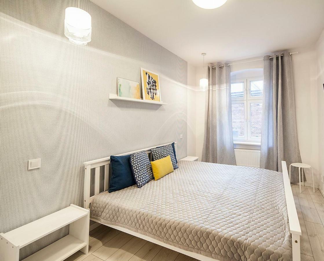 Torunskie Pod Krzywa Wieza Apartment