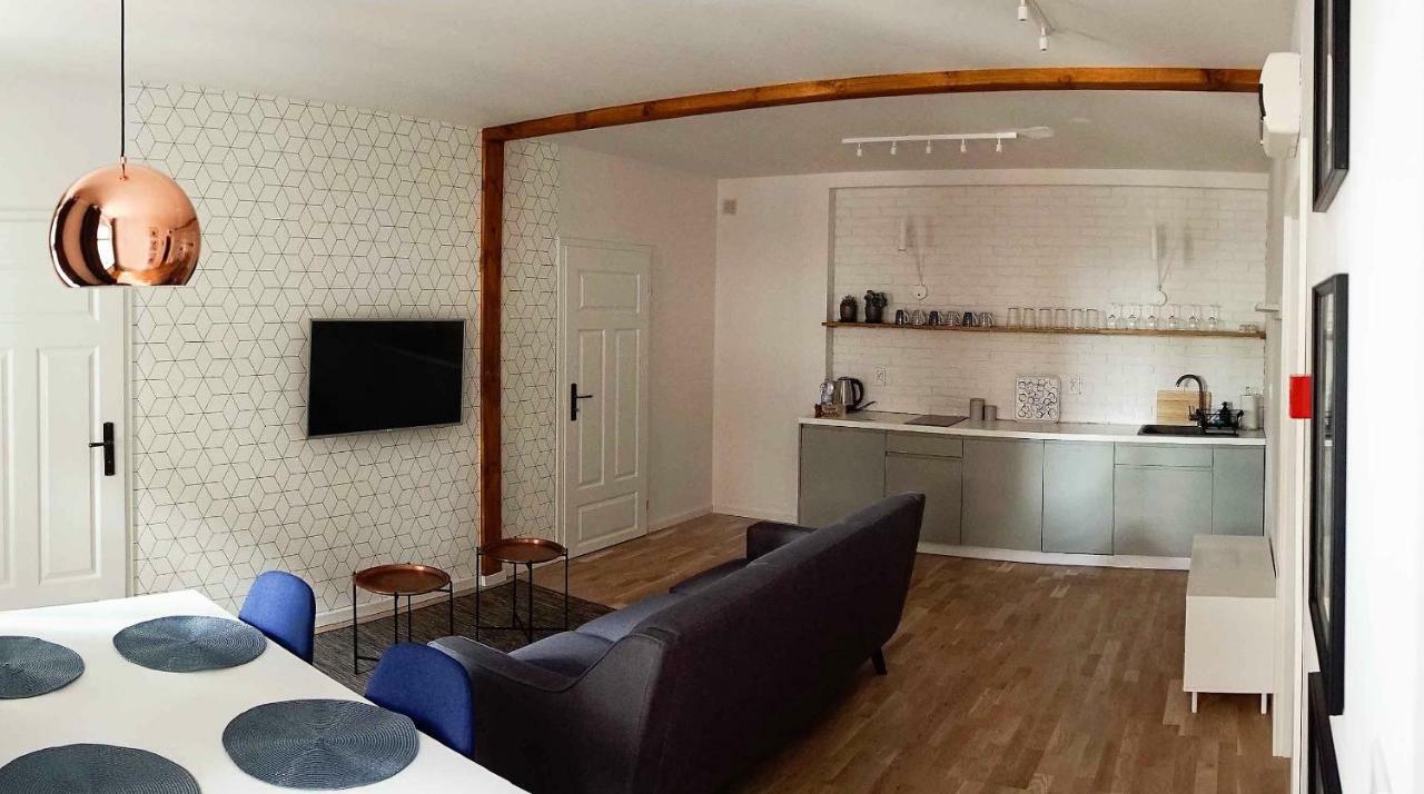Torunskie Pod Krzywa Wieza Apartment